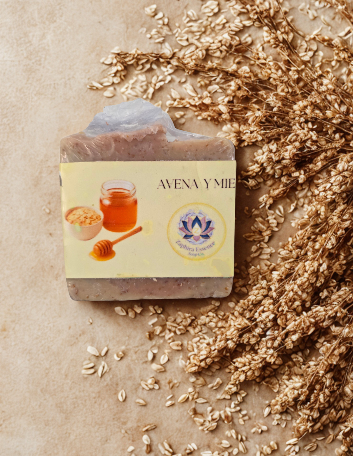 Jabón de Avena y Miel (Oatmeal and Honey Soap)